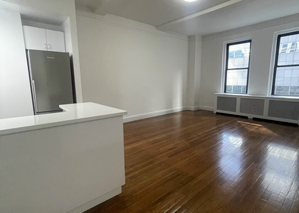 East 46th Street - Photo 1