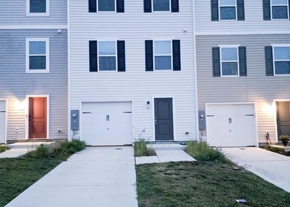 128 Rabbit Rd - Photo 1