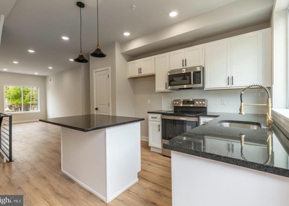 2121 Bellmore Street - Photo 1