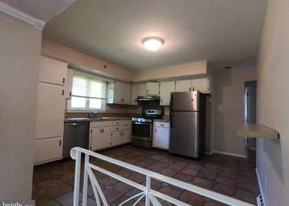 436 S Suffolk Drive - Photo 1