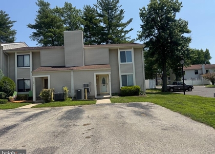 220 Deerpark Court - Photo 1