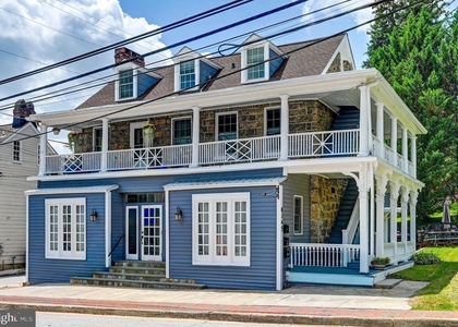 8345 Main Street - Photo 1
