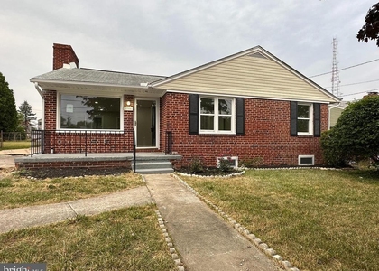 5906 Leewood Avenue - Photo 1