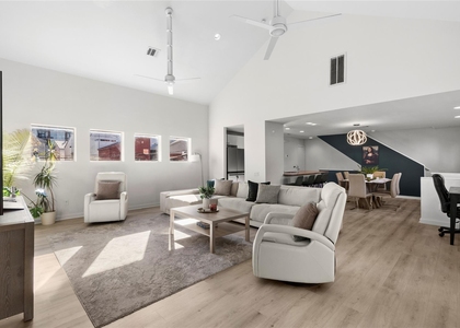 905 Saulnier Street - Photo 1