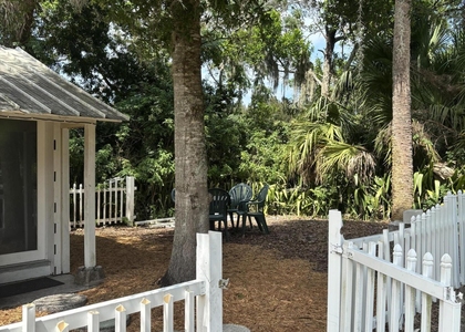 1903 Fletcher Street - Photo 1