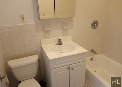West 72 Street - Photo 1