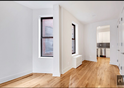 West 45 Street - Photo 1