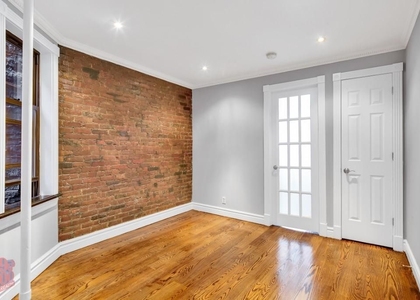 East 23 Street - Photo 1