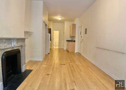 East 89 Street - Photo 1