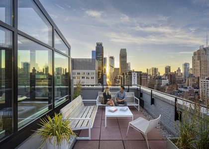 West 34th Street - Photo 1
