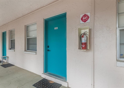 555 62nd Street S - Photo 1