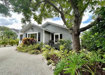 2703 10th Avenue W - Photo 1