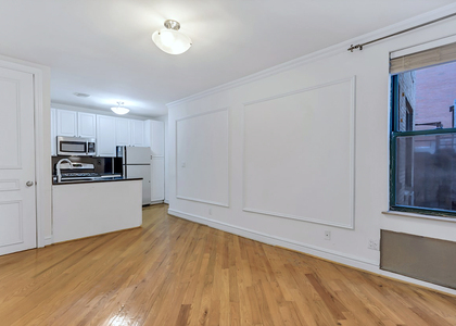 East 70th Street - Photo 1