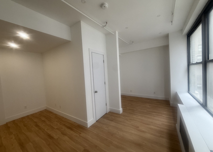248 West 35th Street - Photo 1
