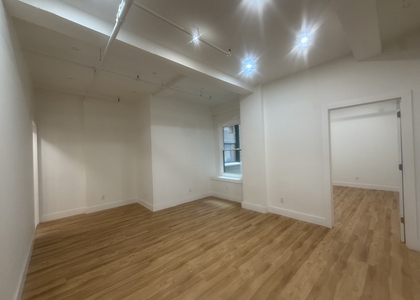 248 West 35th Street - Photo 1