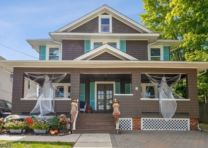 8 Oak Grove Rd - Photo 1