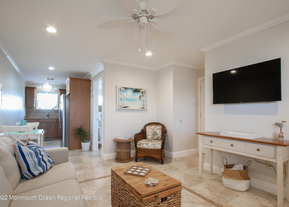 455 Ocean Boulevard - Photo 1