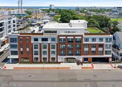 27 3rd Avenue - Photo 1