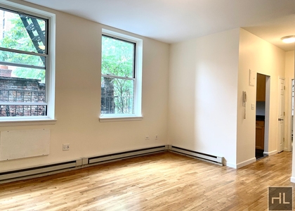 West 73 Street - Photo 1