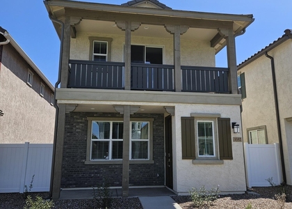 3357 S Primrose Avenue - Photo 1