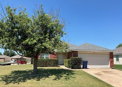 1001 Stockton Drive - Photo 1
