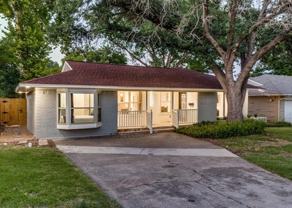 9026 Livenshire Drive - Photo 1