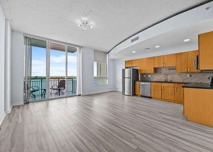 300 S Australian Avenue - Photo 1