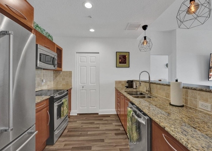 511 Lucerne Avenue - Photo 1