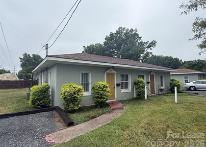 2623 Greenland Avenue - Photo 1