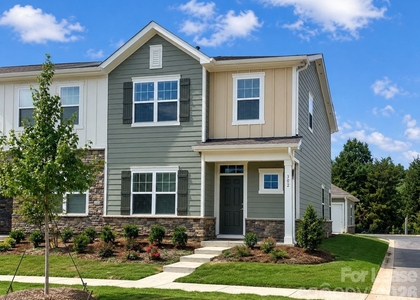 302 Sagecroft Lane - Photo 1