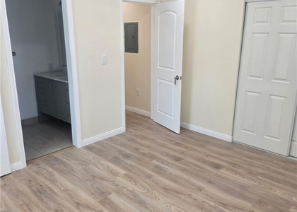 929 E Barbara - Photo 1