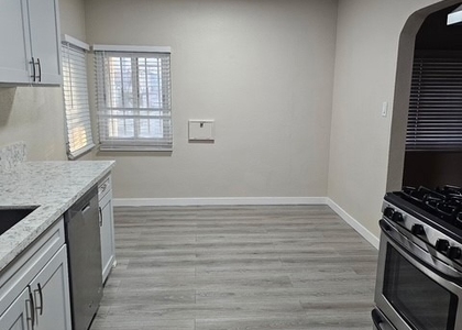 8900 S 10th - Photo 1