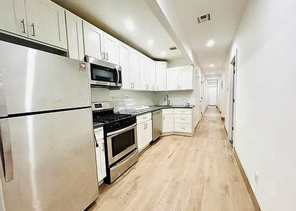 Bainbridge Street - Photo 1