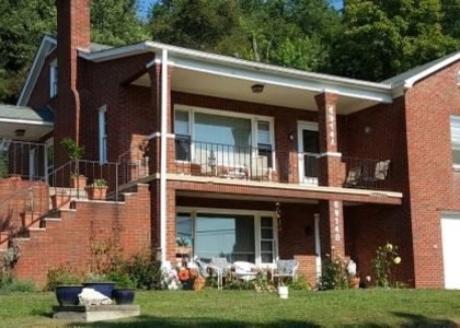 6914 Edgemont Road - Photo 1