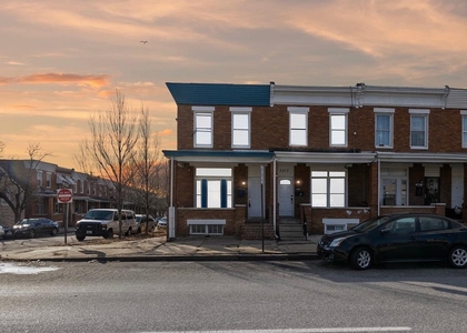 3219 E Monument Street - Photo 1
