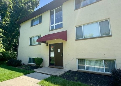 5001 Midwood Avenue - Photo 1