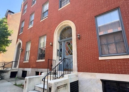 817 Park Avenue - Photo 1