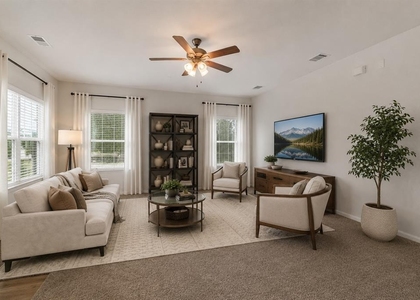 133 Everglades Dr - Photo 1