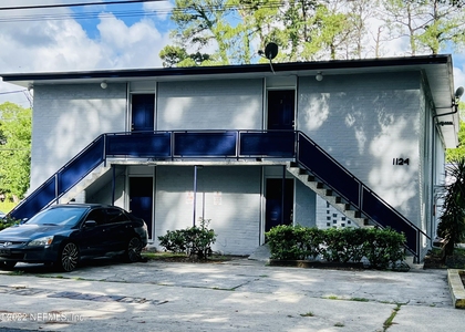 1124 Woodruff Avenue - Photo 1