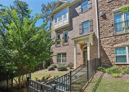 2061 Morrison Avenue - Photo 1