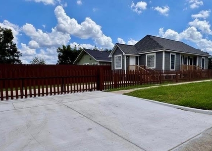 511 N 3rd Street - Photo 1