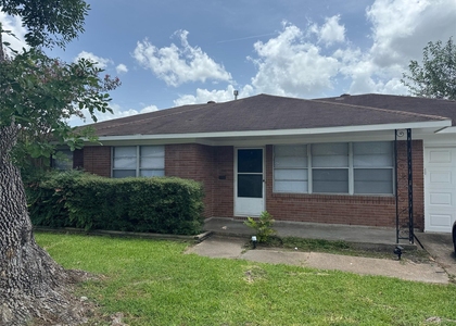 217 W Twickenham Trail - Photo 1