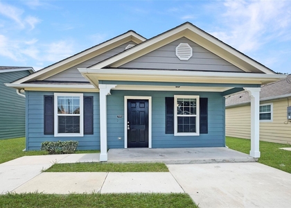7406 Blue Jay Drive - Photo 1