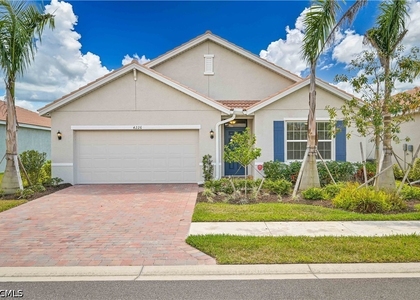 4226 Bloomfield Street - Photo 1