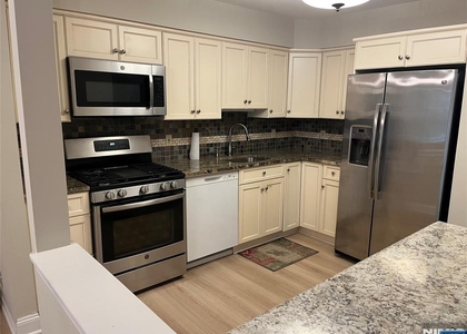 118 Orchard Pk - Photo 1