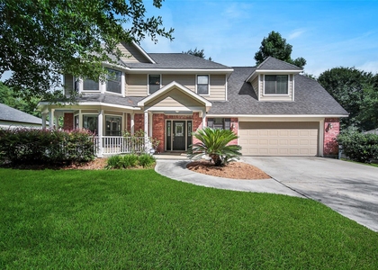 710 W Rollingwood - Photo 1