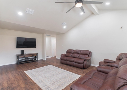 4913 Deerwood Circle - Photo 1