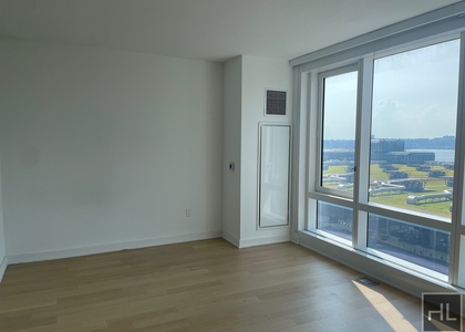 West 38th Street - Photo 1