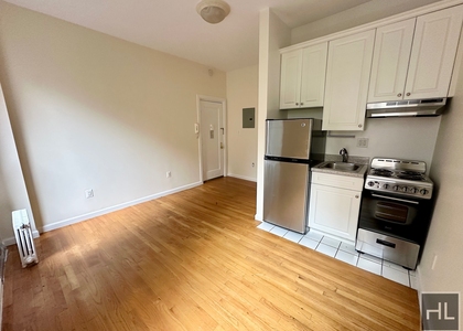 West 72 Street - Photo 1