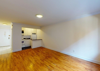 1661 York Avenue - Photo 1